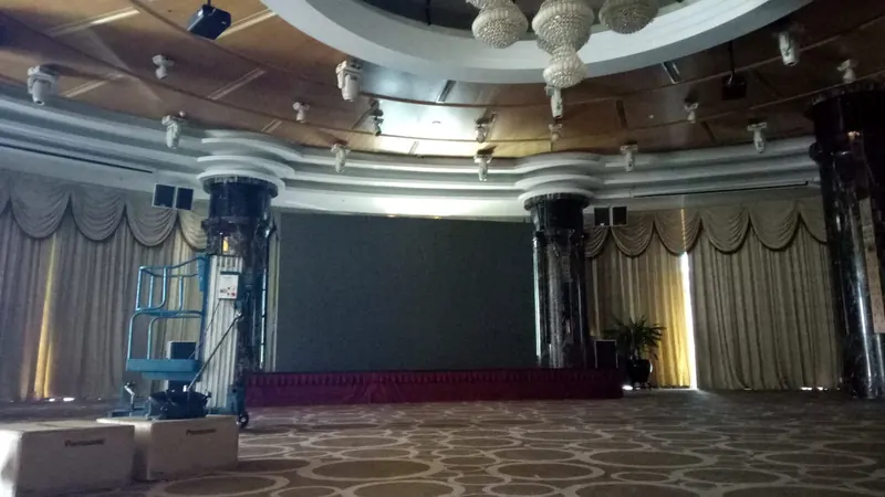 全息宴会厅与主题餐饮